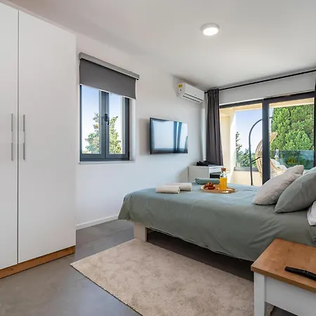 In With Sauna 度假居 *